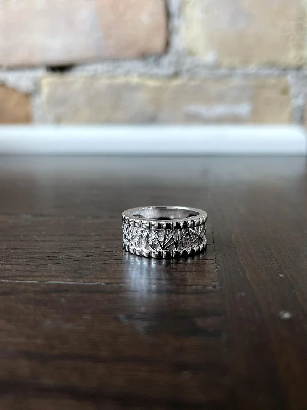 Women's photo rings-Breuning Textured Ring