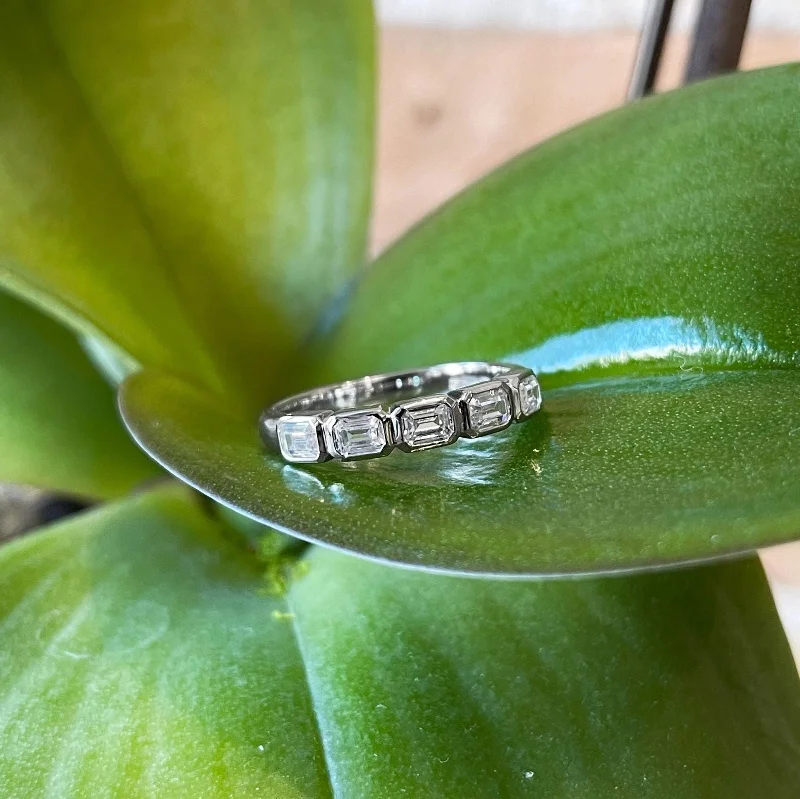 Minimalist women's rings-Emerald-Cut Cubic Zirconia Ring