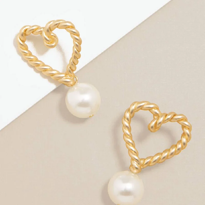 Women's sustainable rings-Pearl & Heart Drop Earring