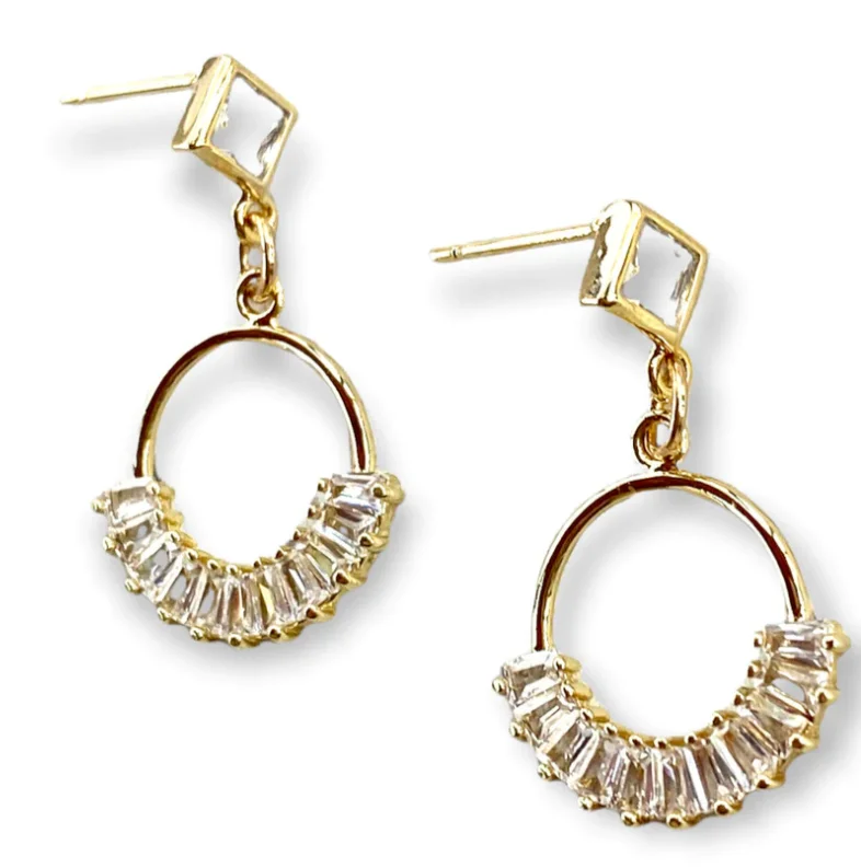 Women's family rings-Inspire Designs Marquise Post Earring