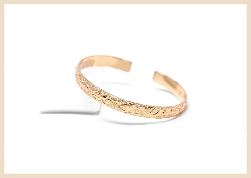 Women's sizeable bangles-Meadow Gold Bangle Cuff Bracelet