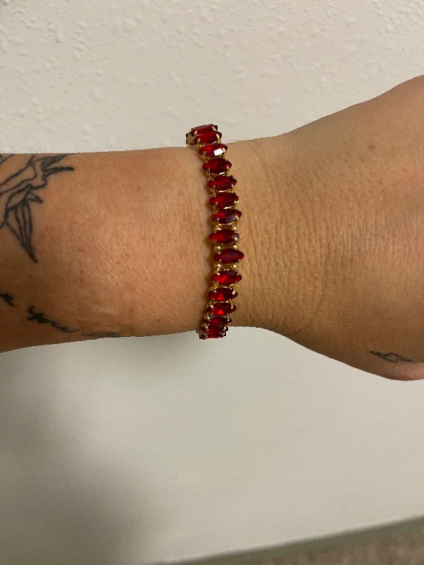 Women's holiday bangles-Red Stone Stretch Bracelet